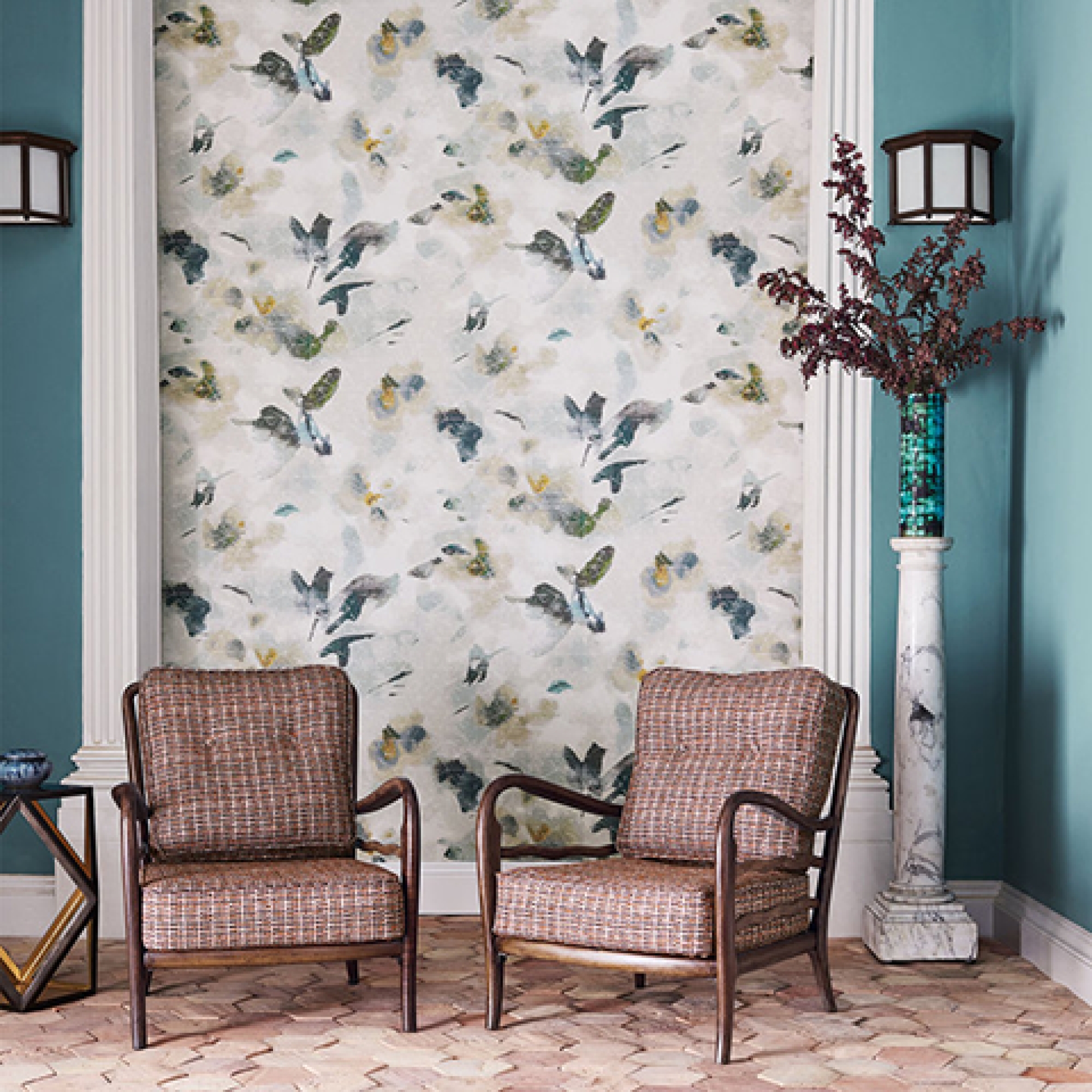 Первое фото слайда