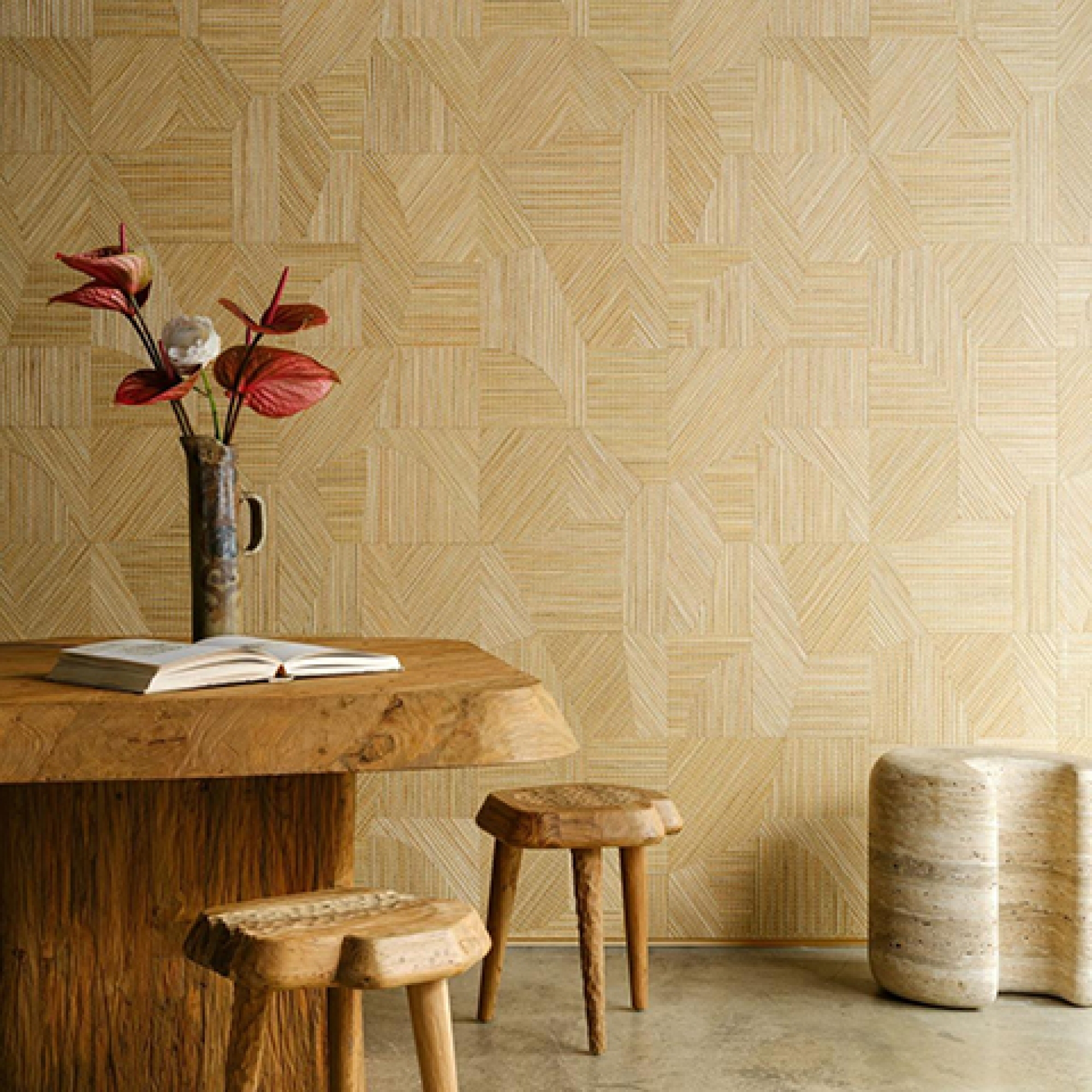 Друге фото слайду