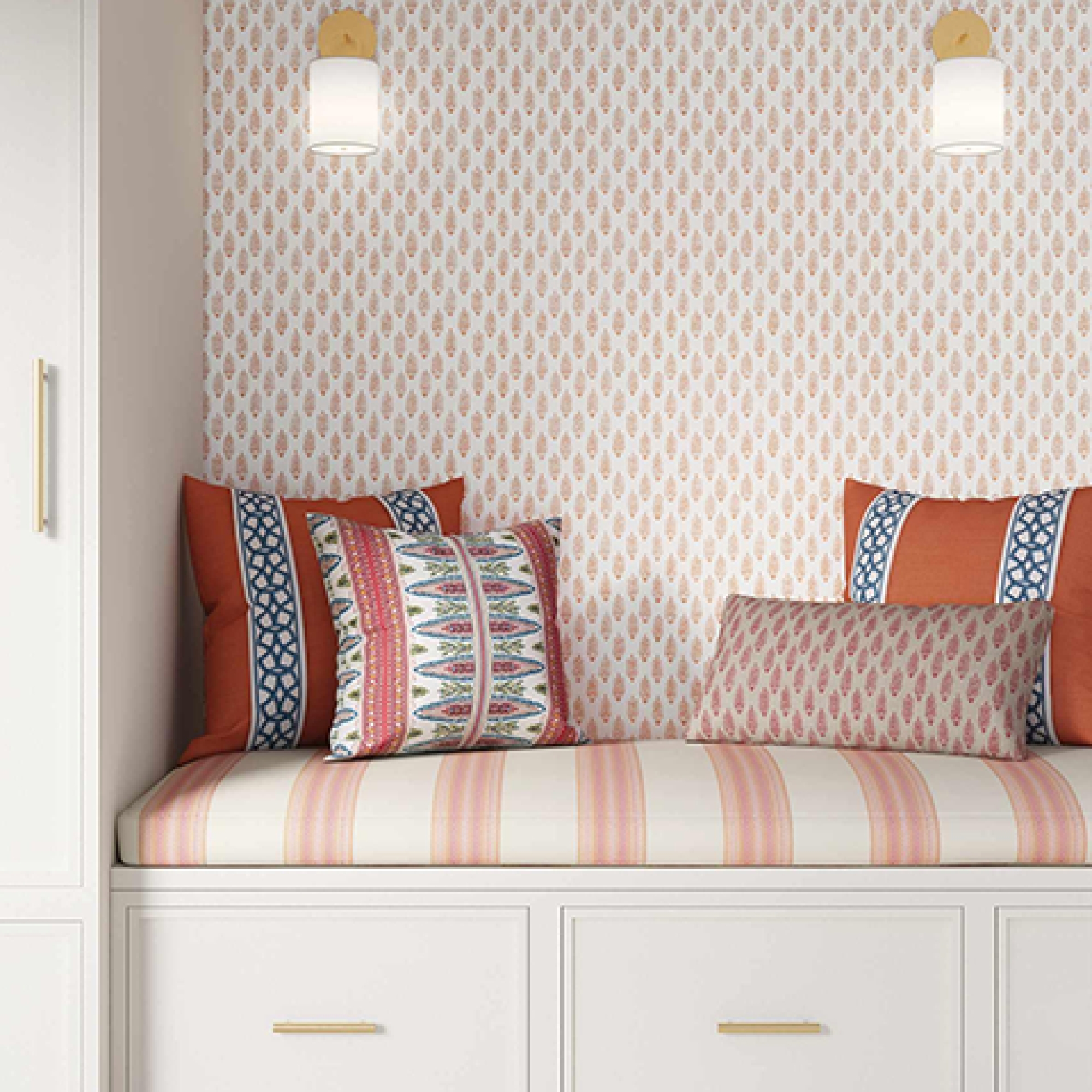 Первое фото слайда