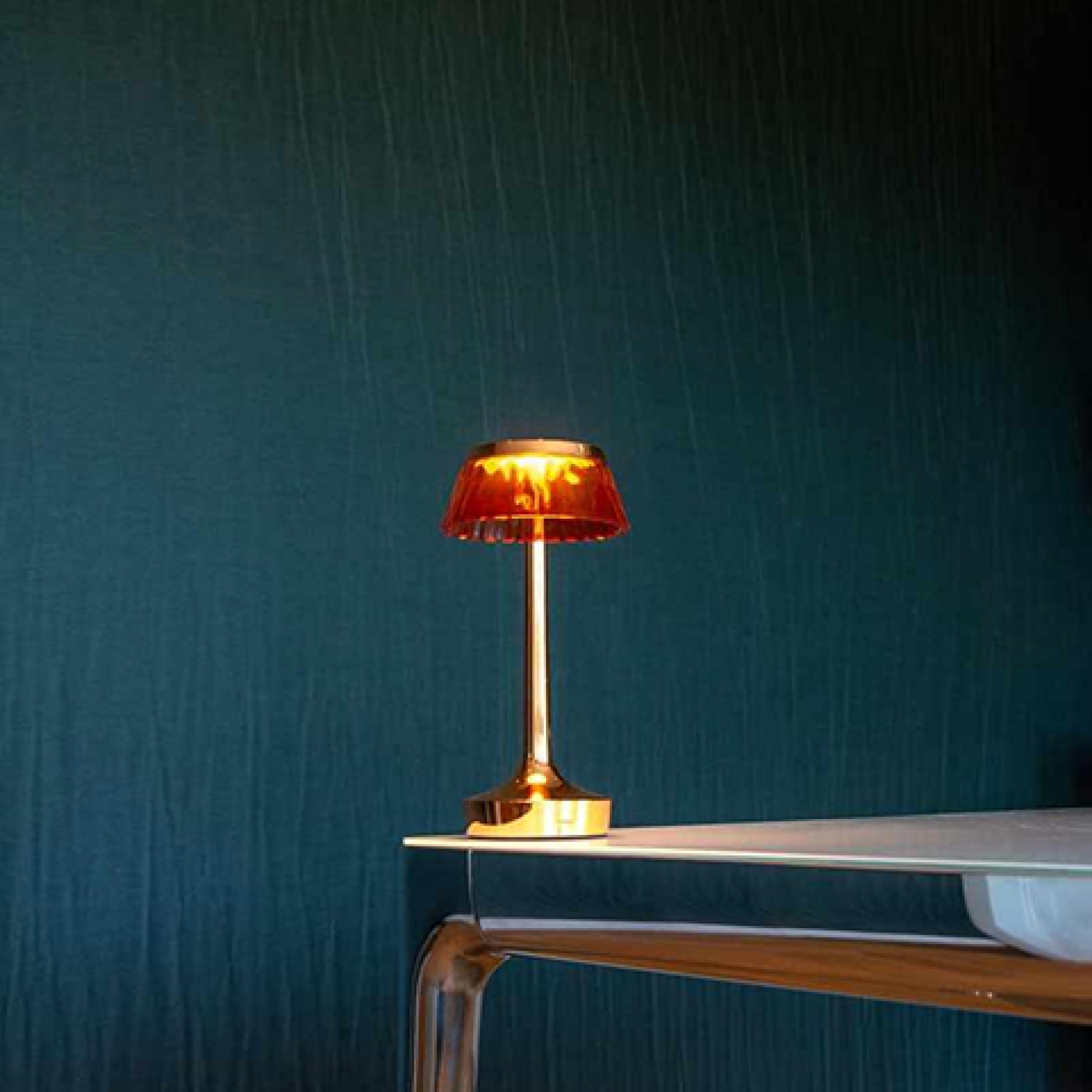 Перше фото слайду