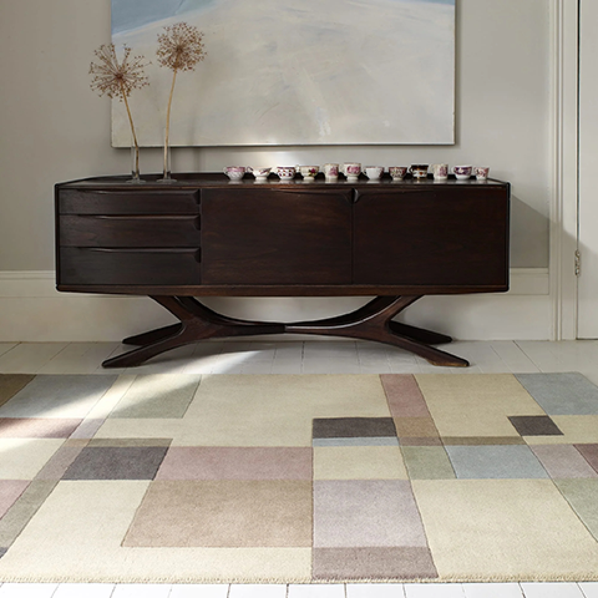 Первое фото слайда