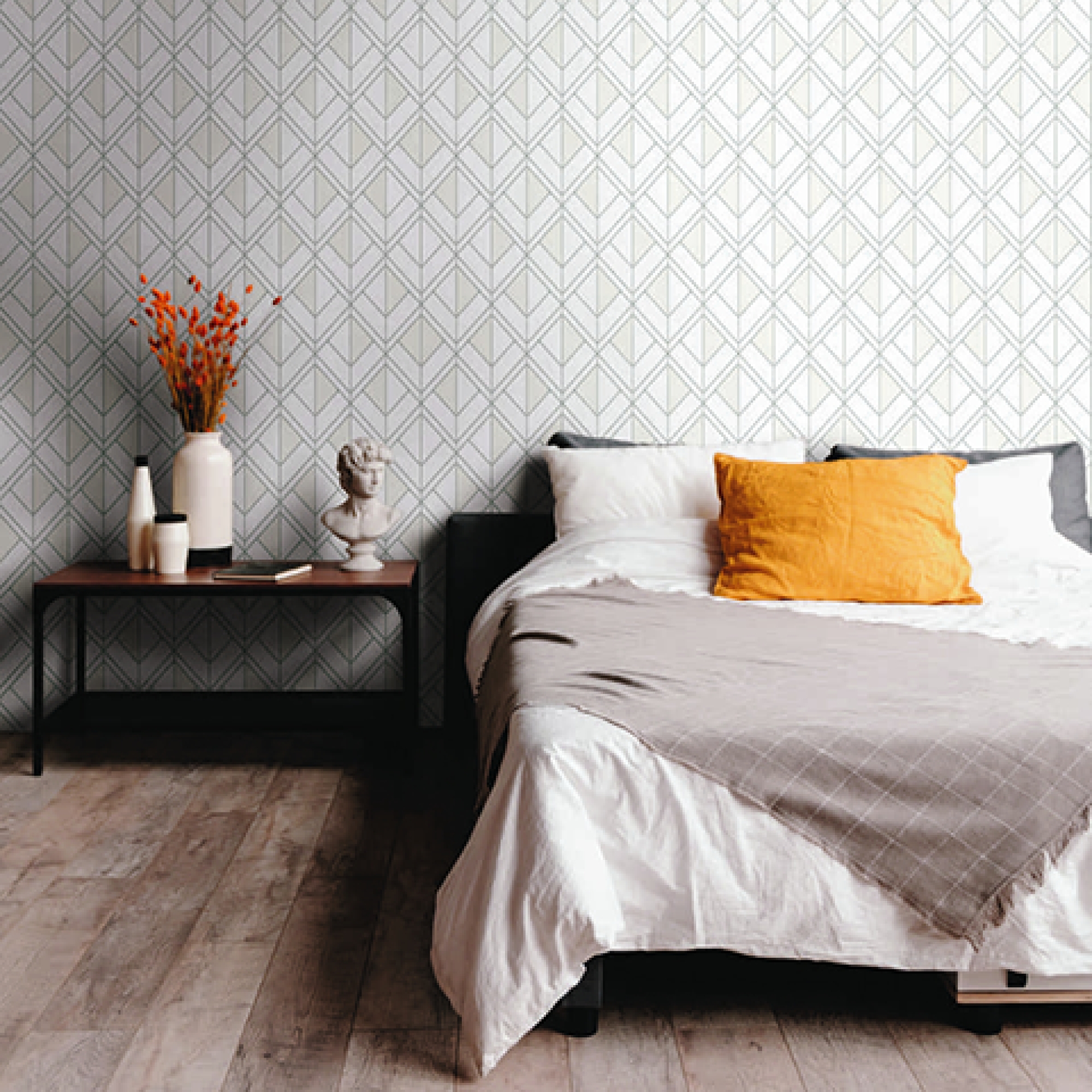 Первое фото слайда