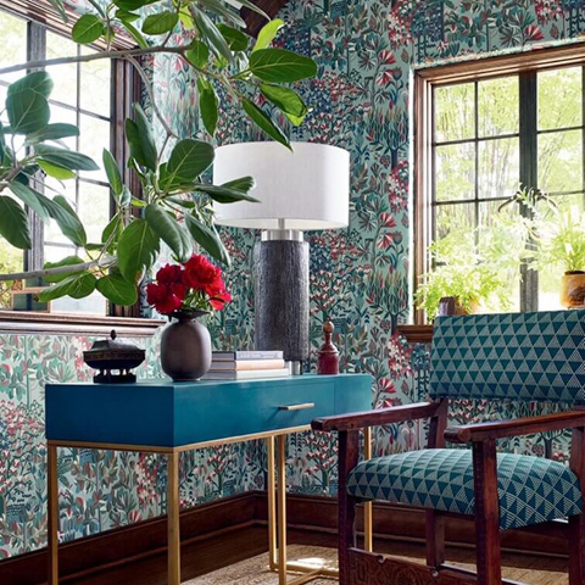 Перше фото слайду