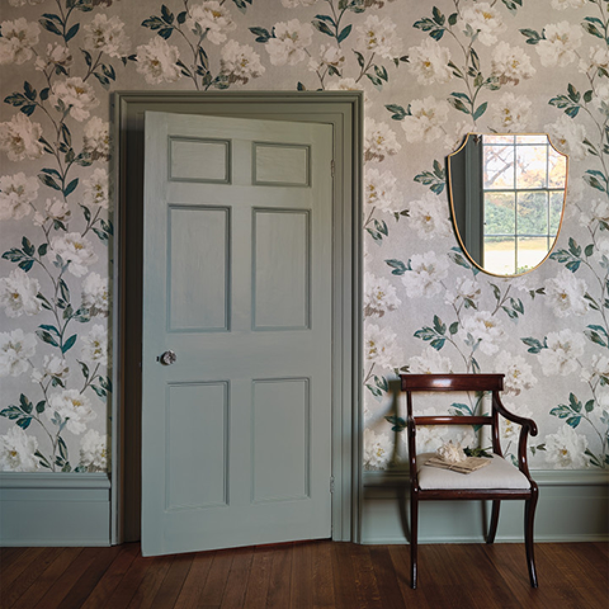 Перше фото слайду