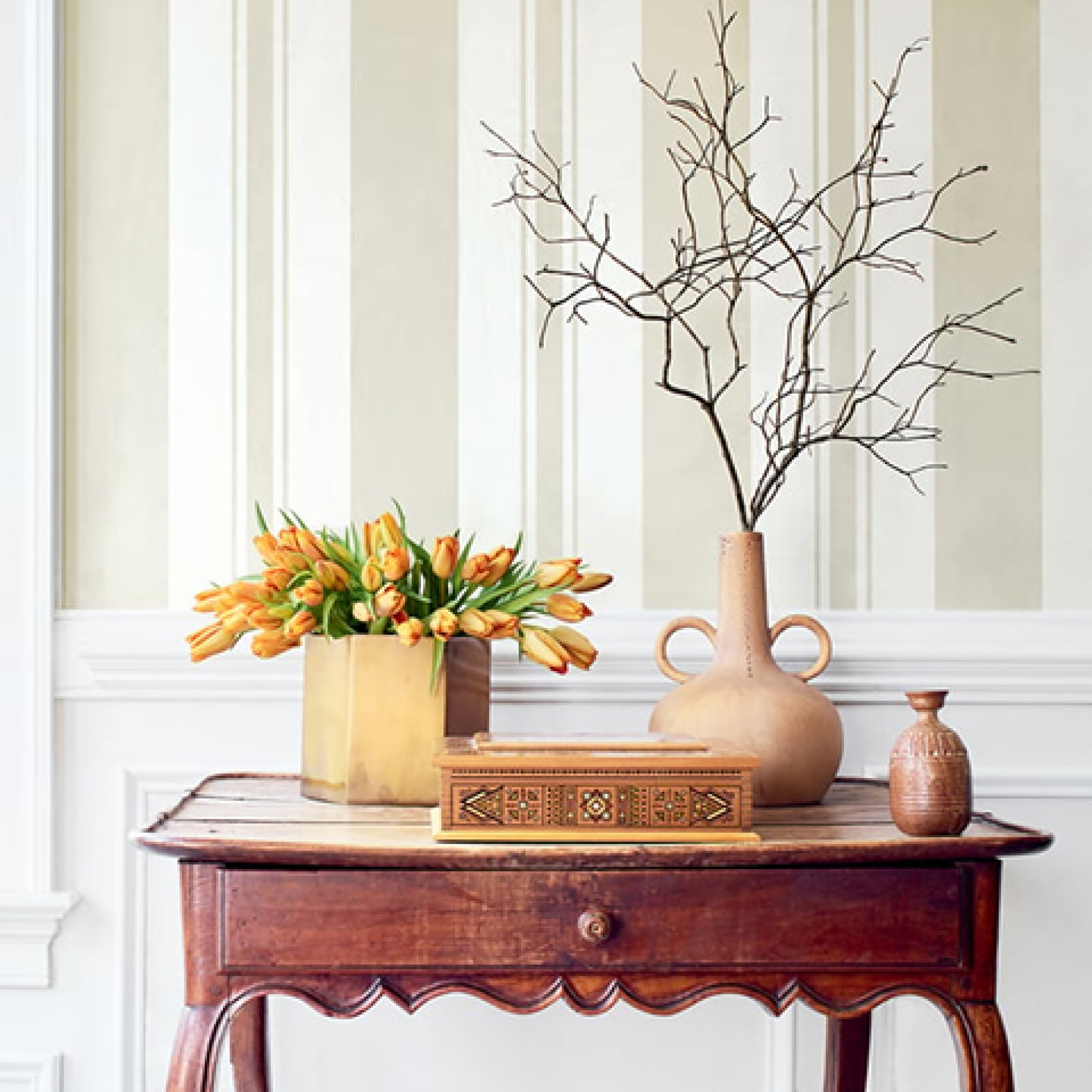 Первое фото слайда