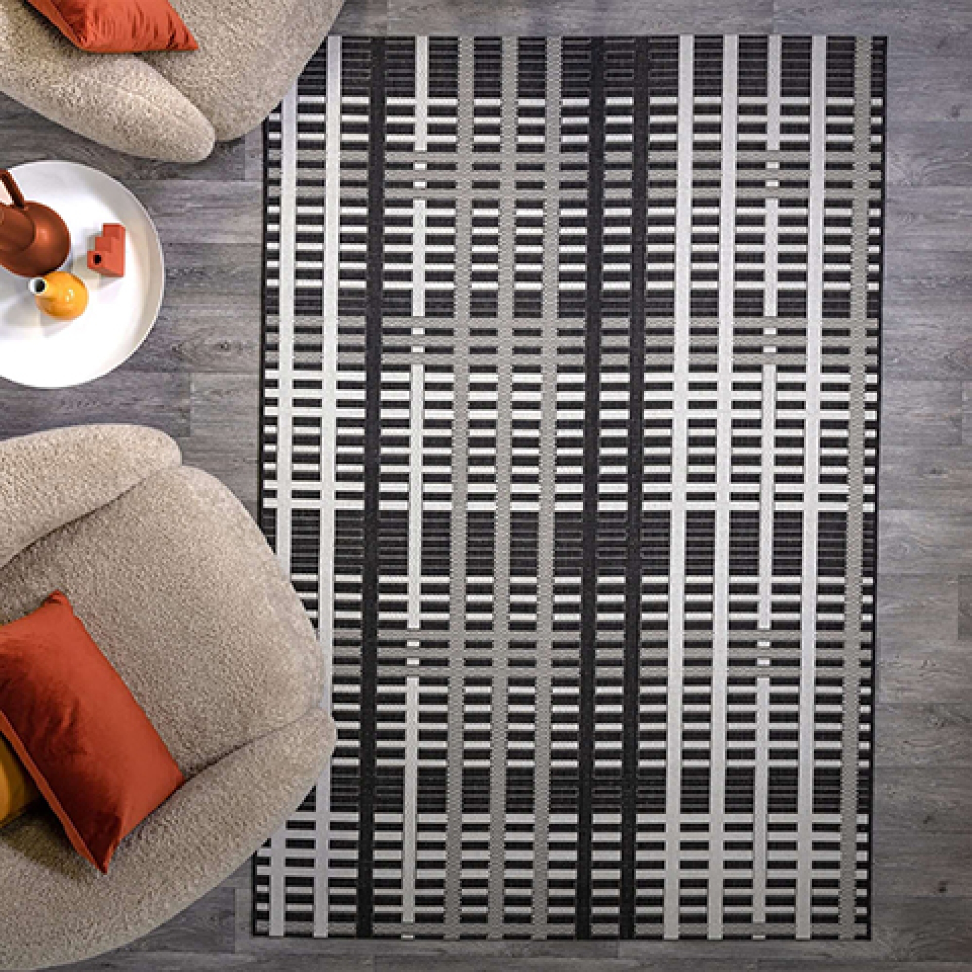 Первое фото слайда