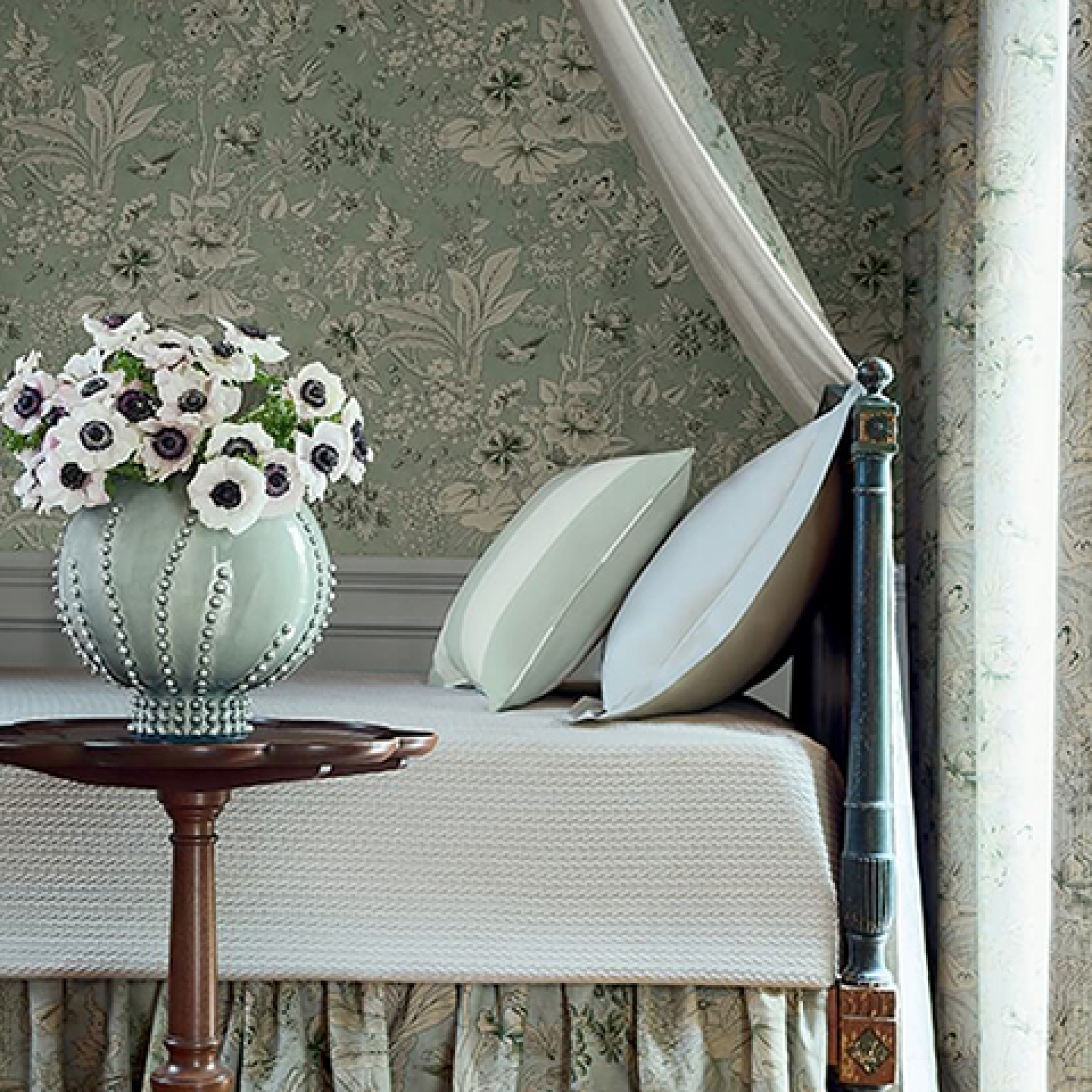 Перше фото слайду