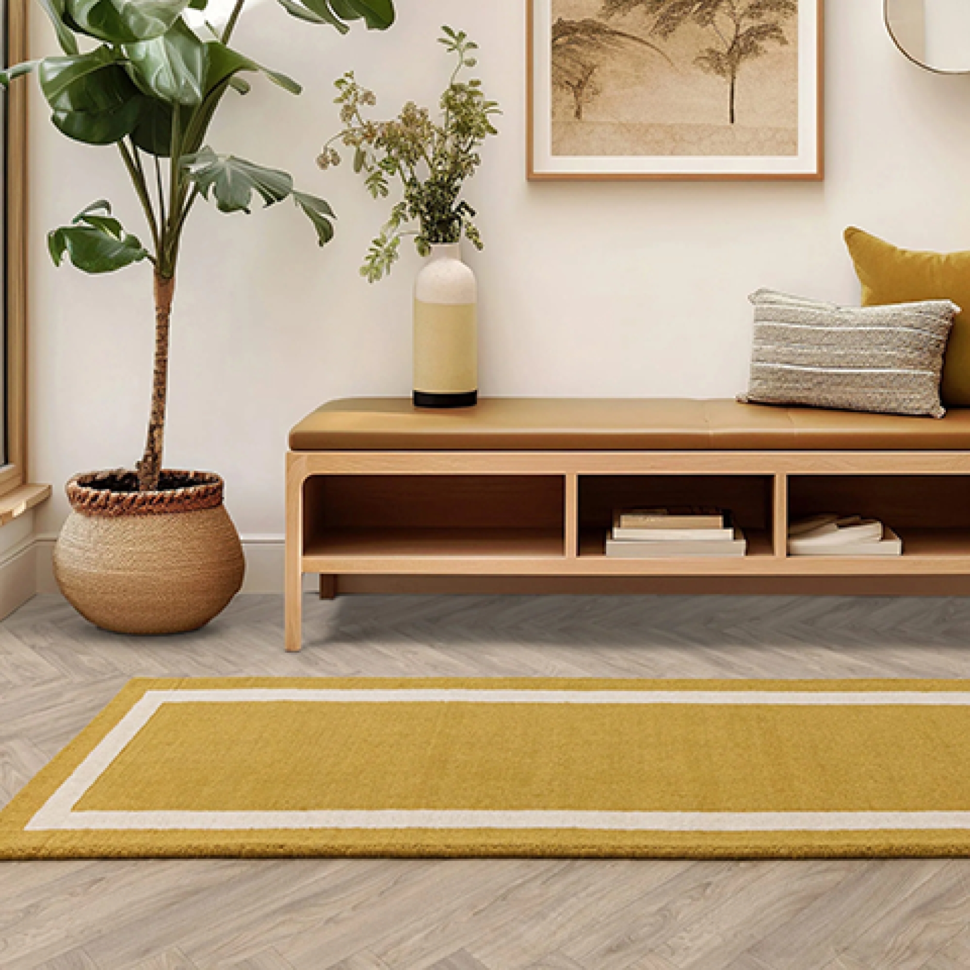 Первое фото слайда