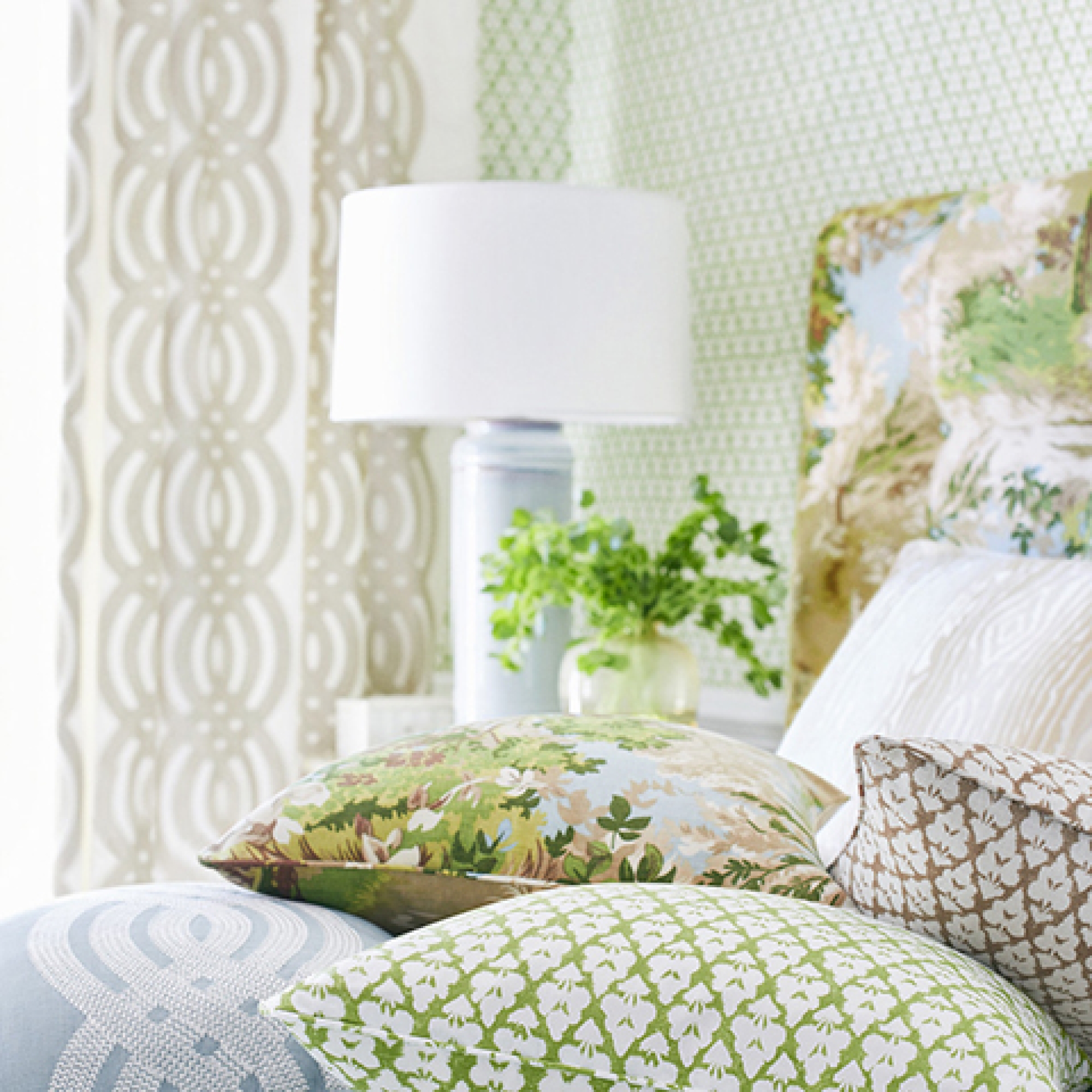 Перше фото слайду