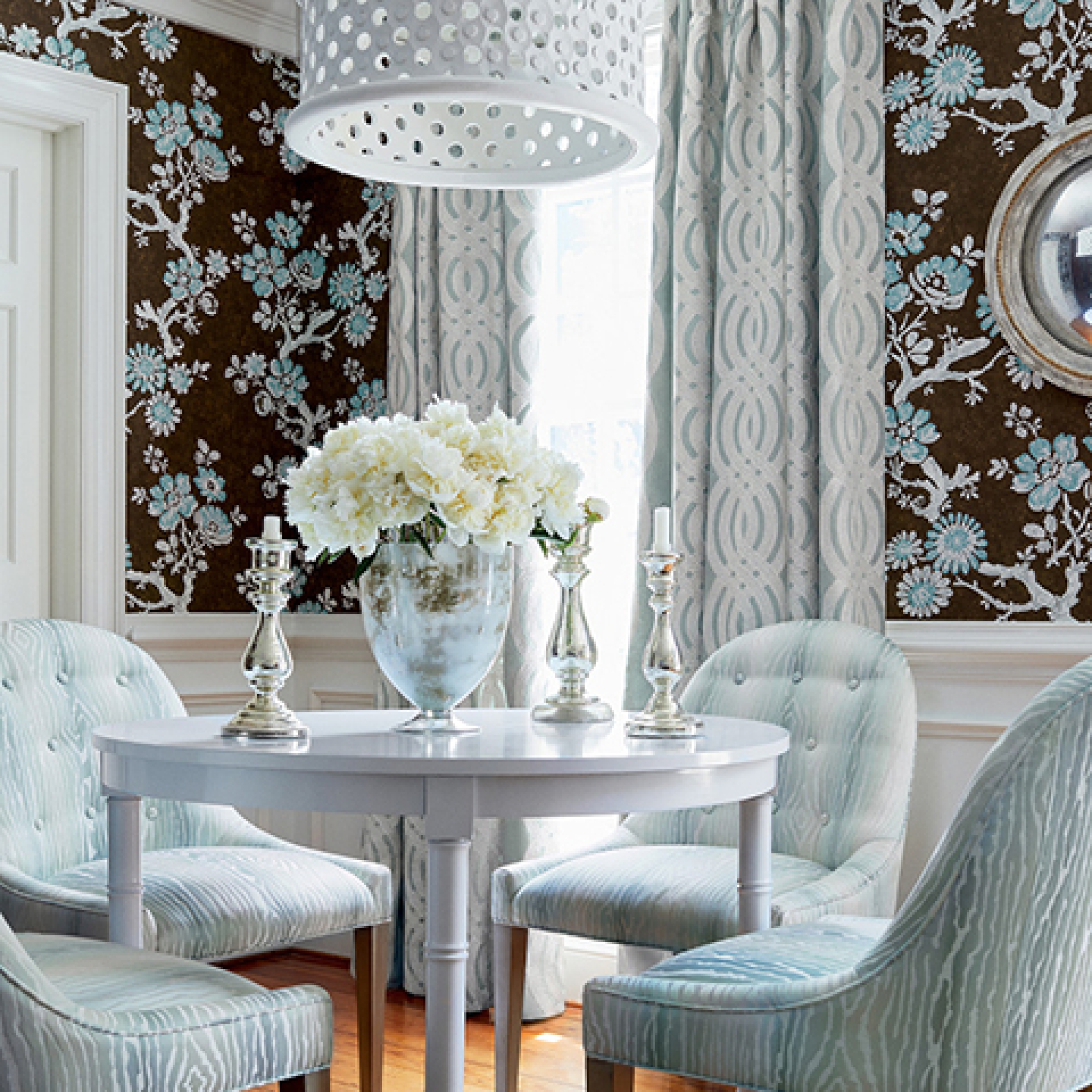 Перше фото слайду