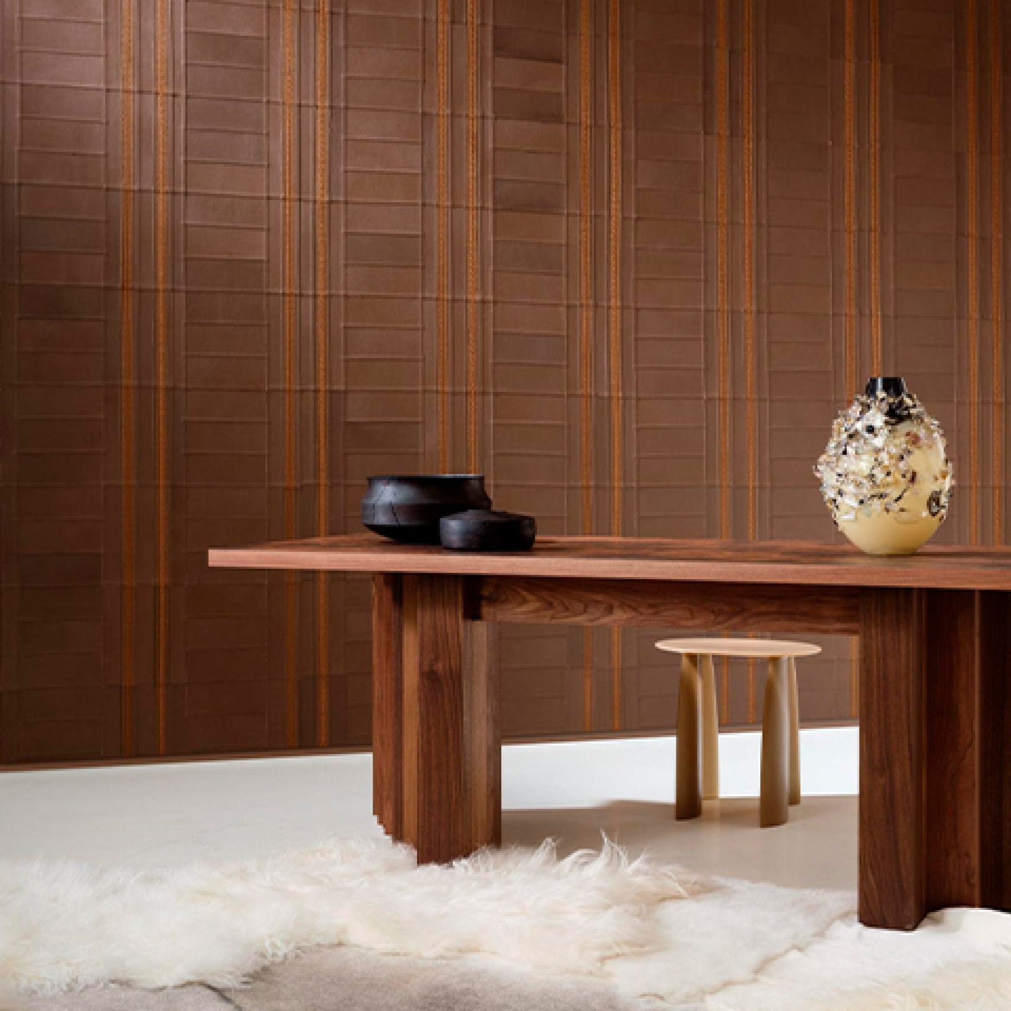 Первое фото слайда