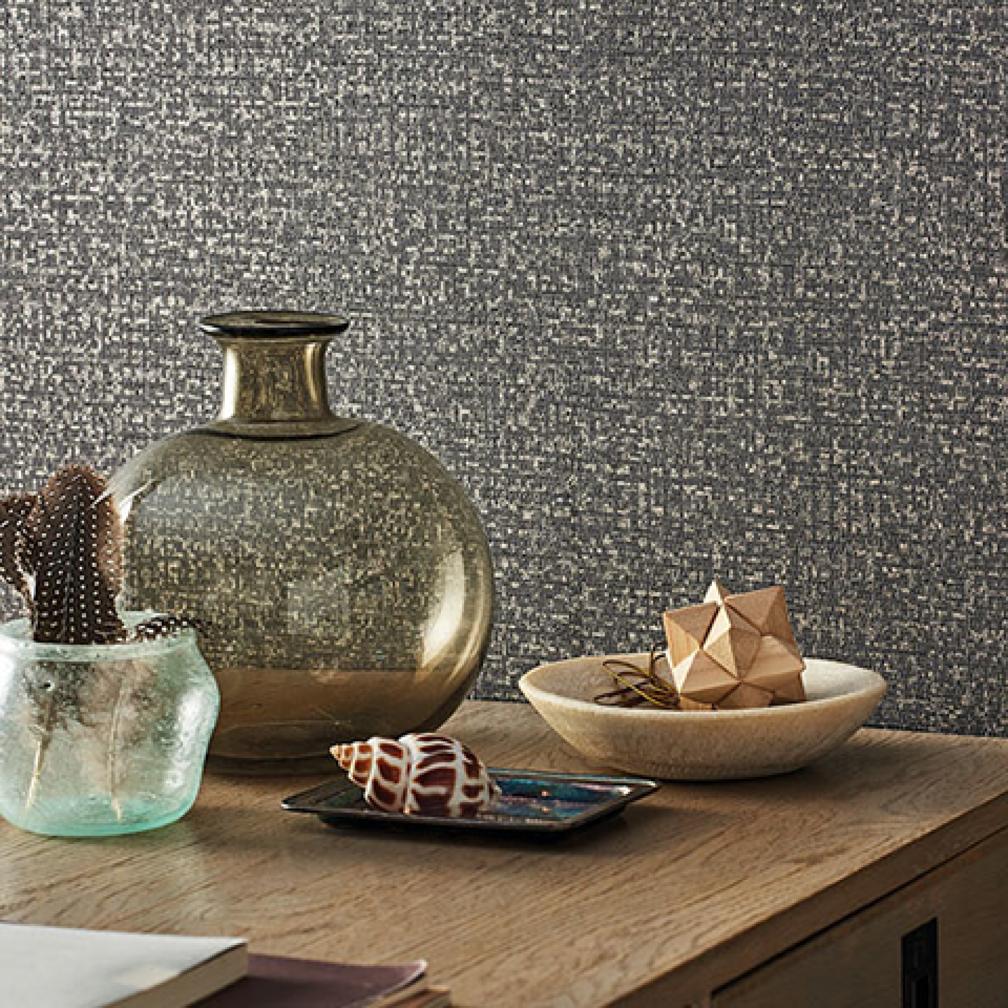 Друге фото слайду