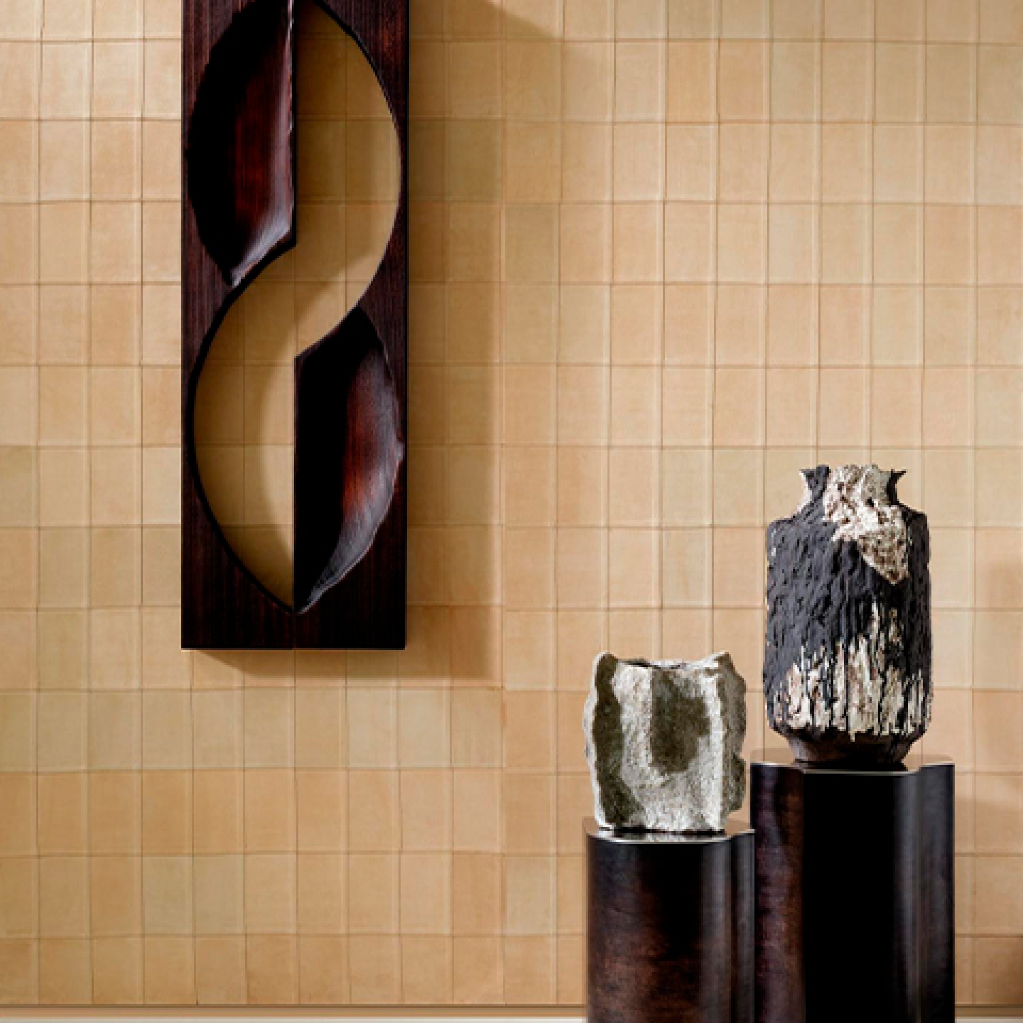 Второе фото слайда