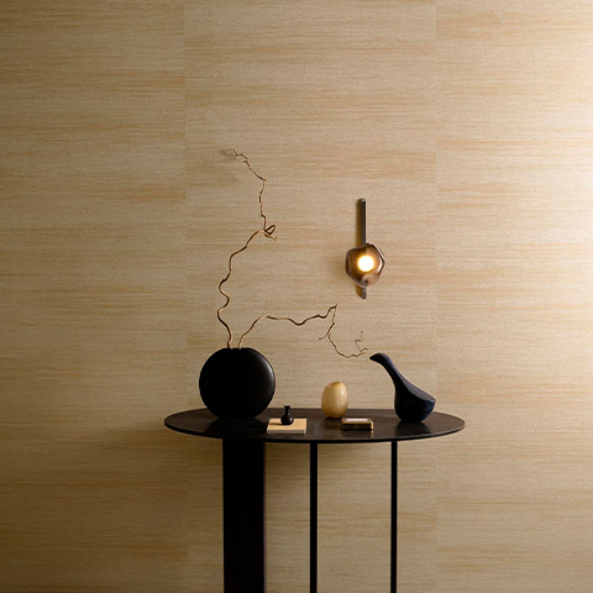 Первое фото слайда