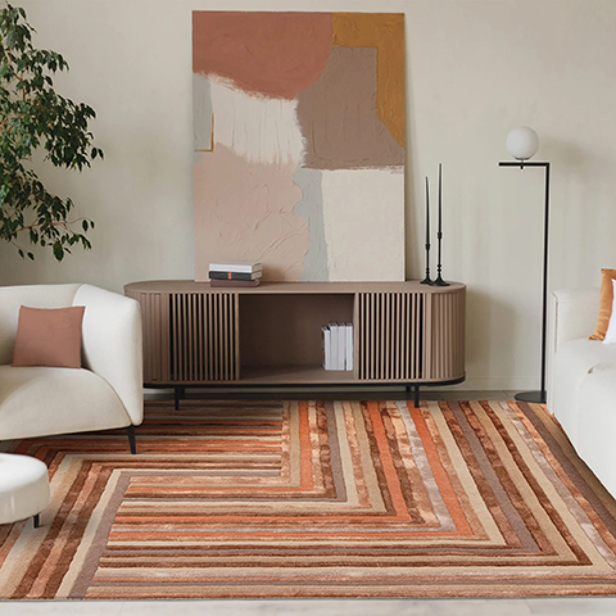 Первое фото слайда