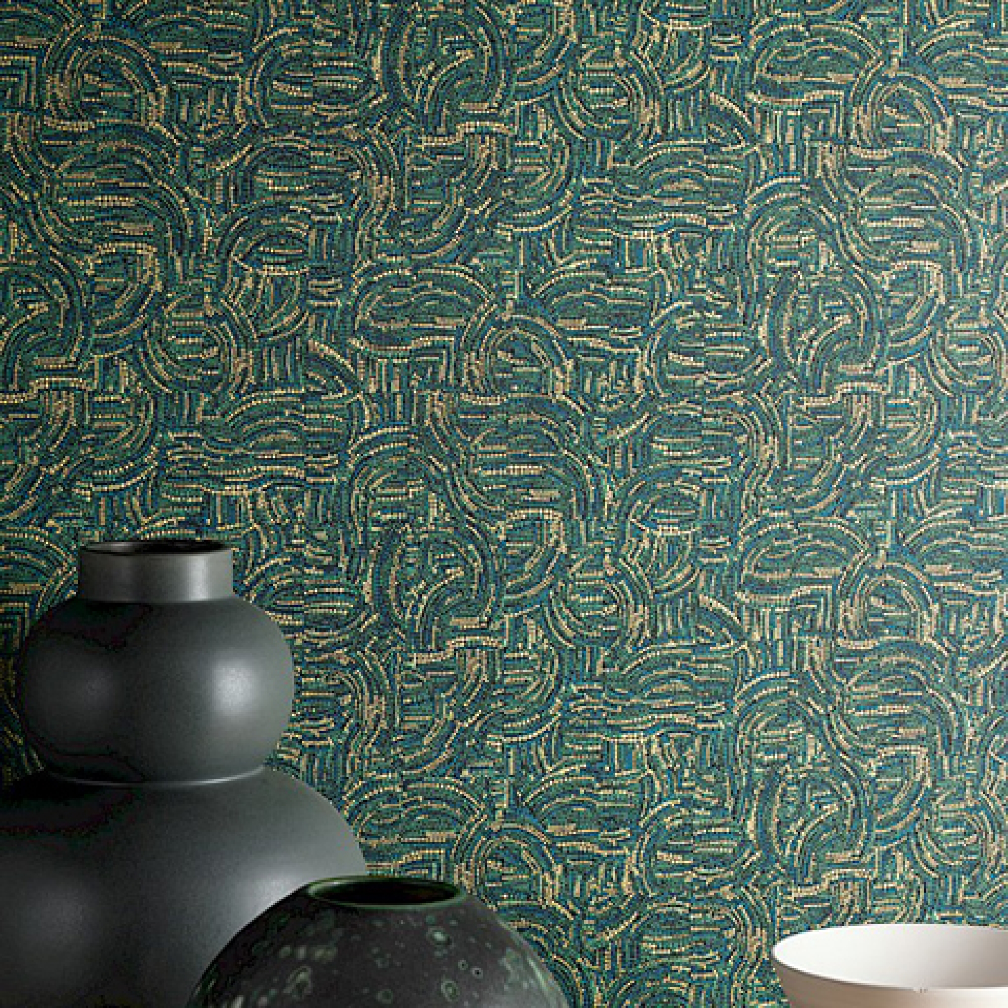 Первое фото слайда