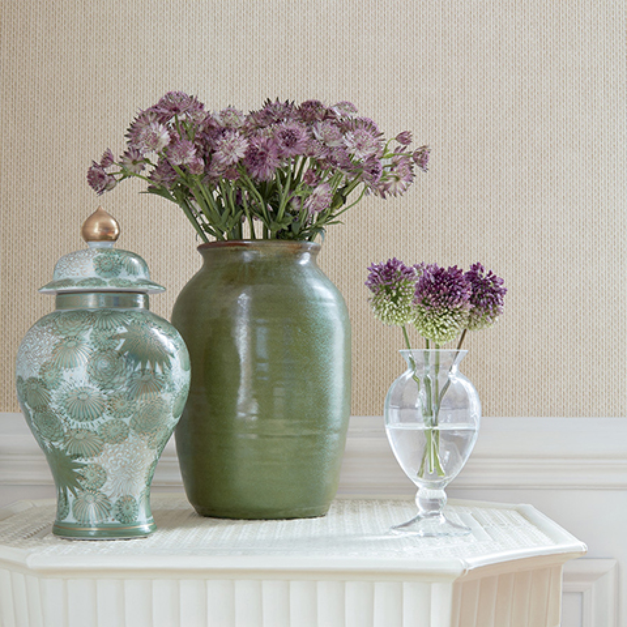 Друге фото слайду