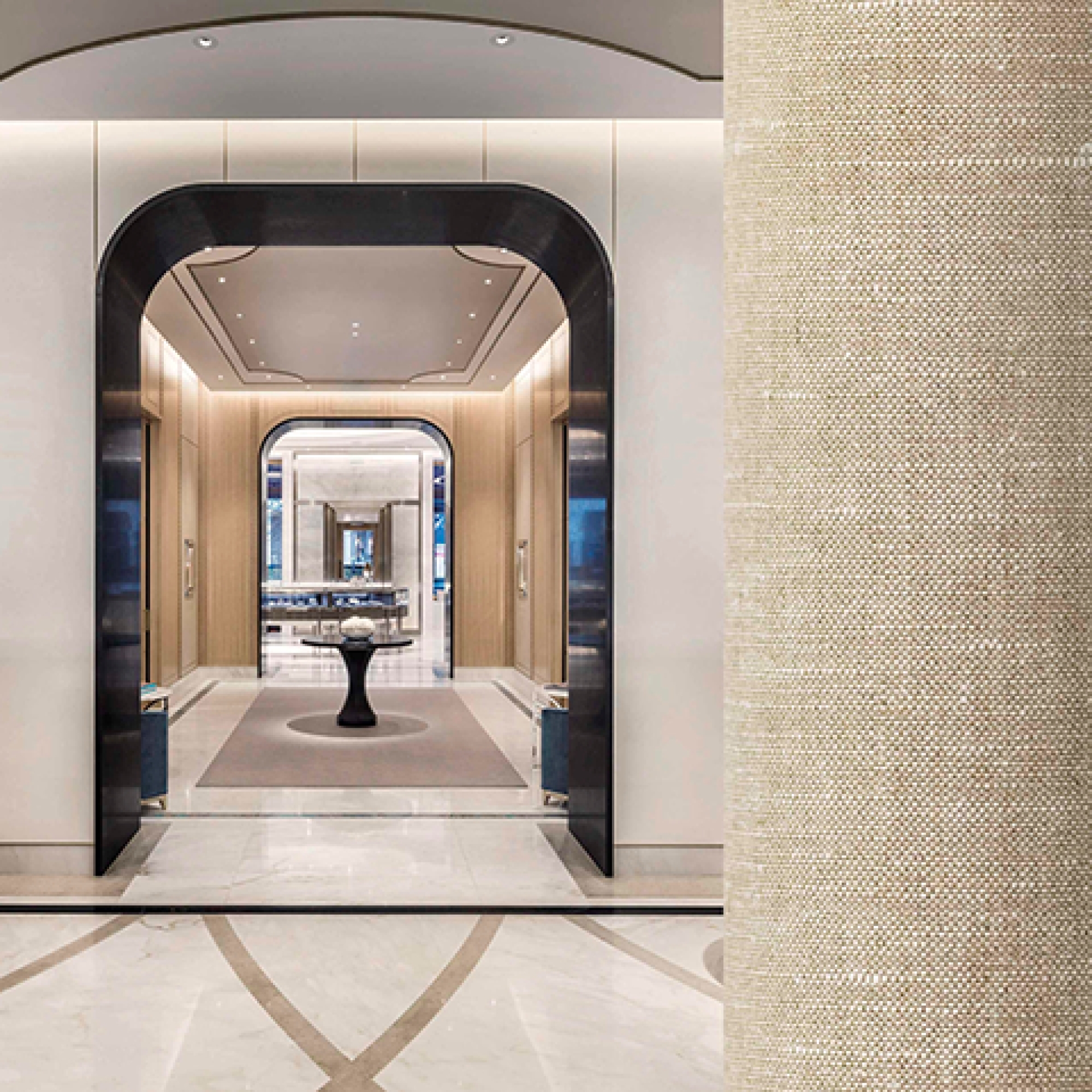 Друге фото слайду