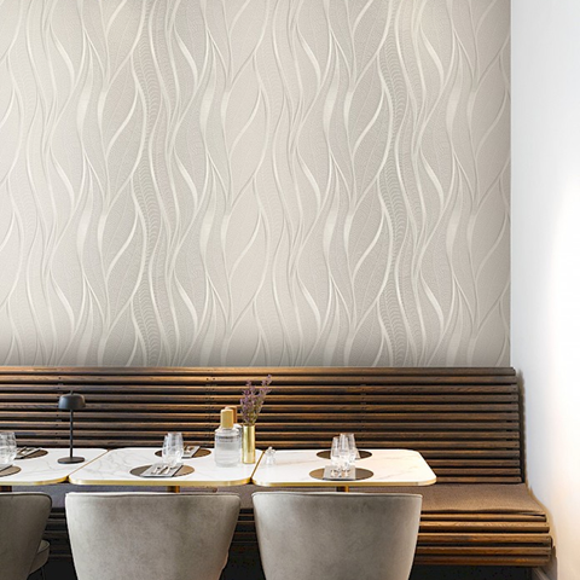 Друге фото слайду