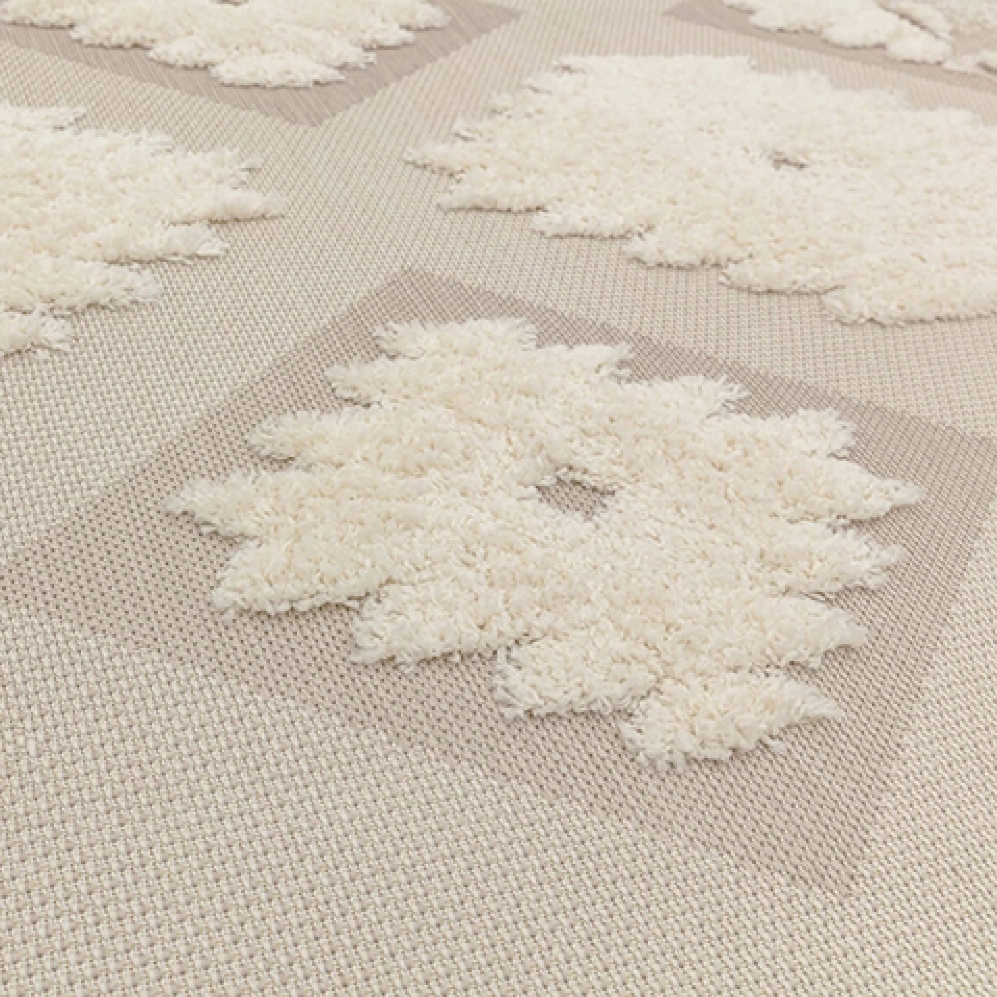 Первое фото слайда