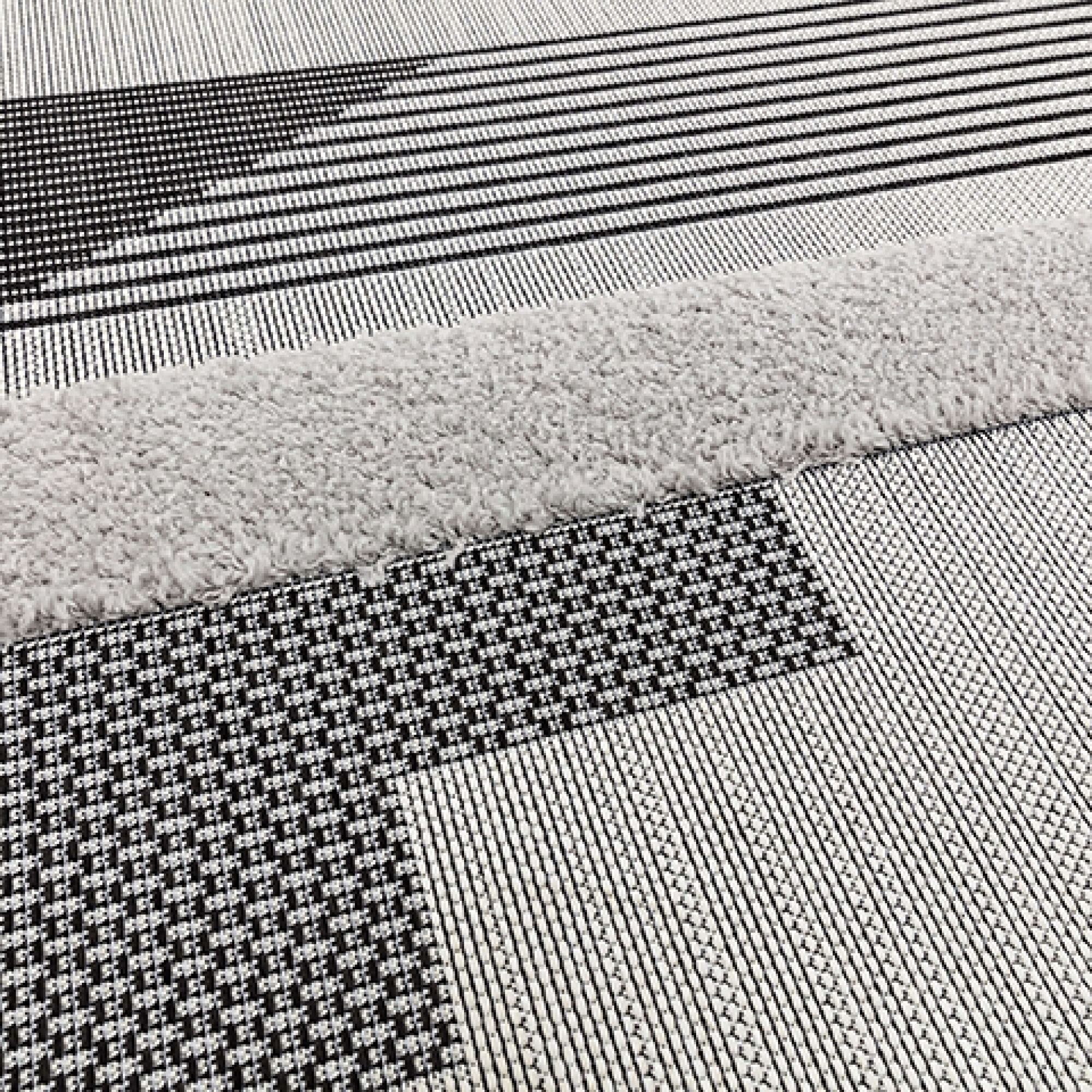 Второе фото слайда