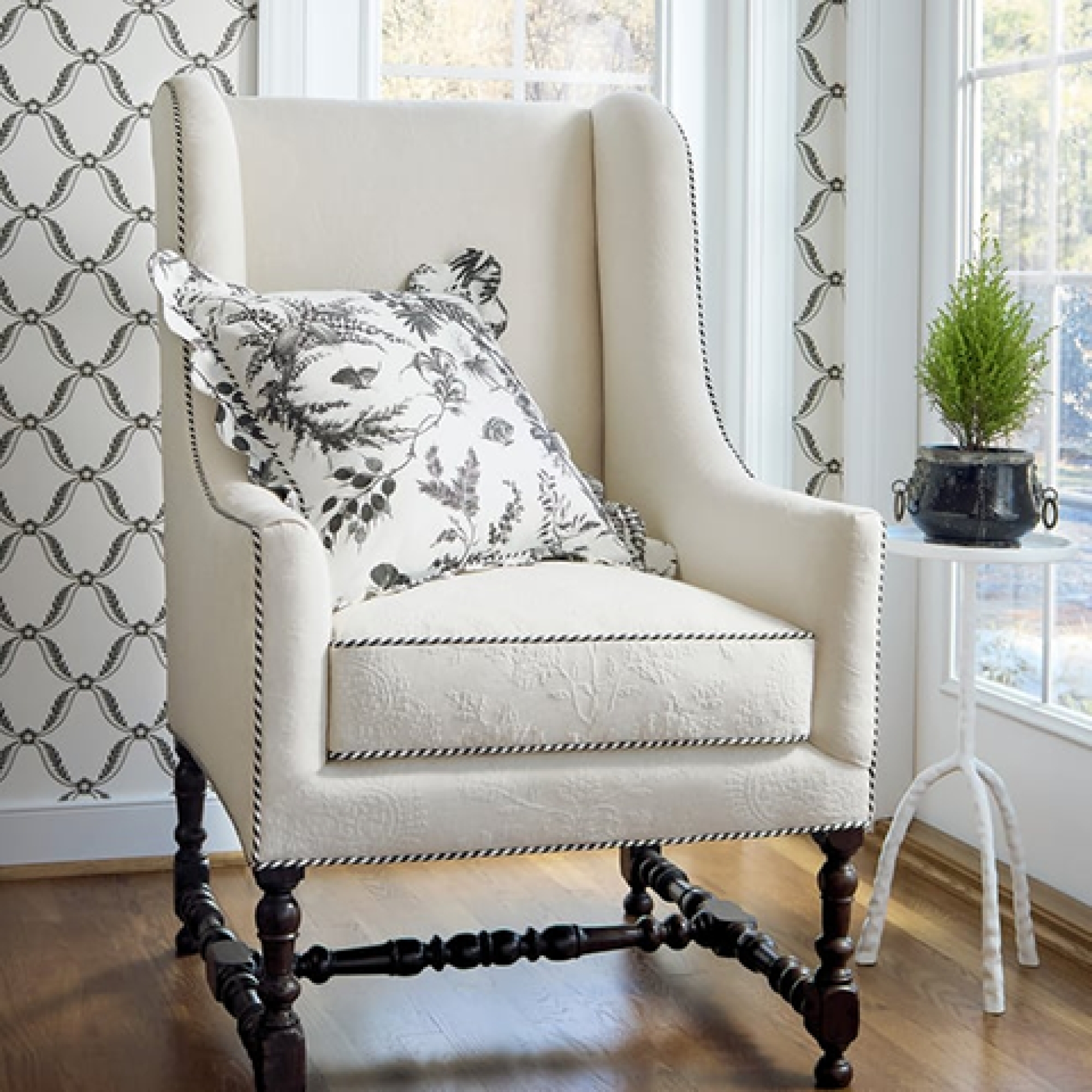 Перше фото слайду