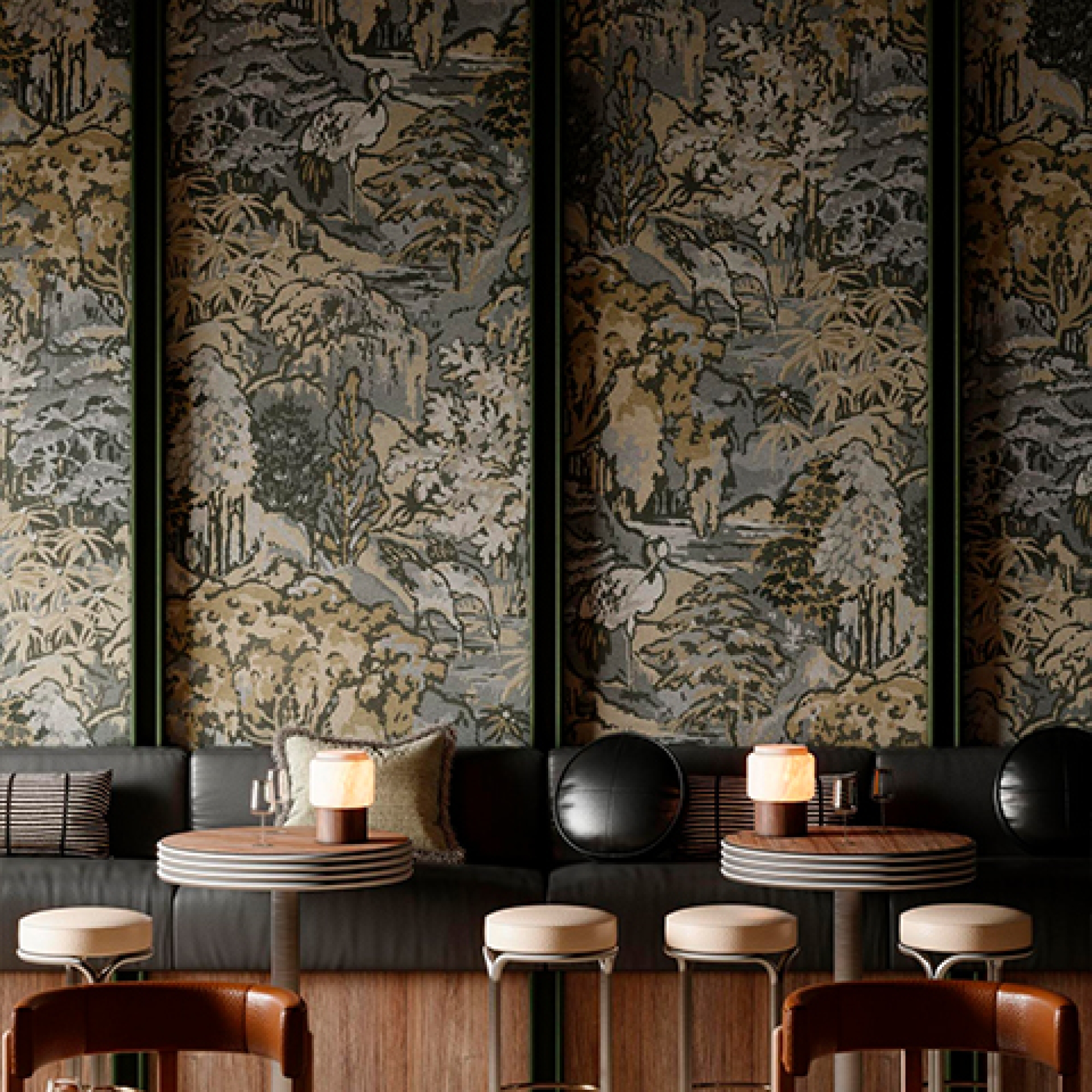 Первое фото слайда