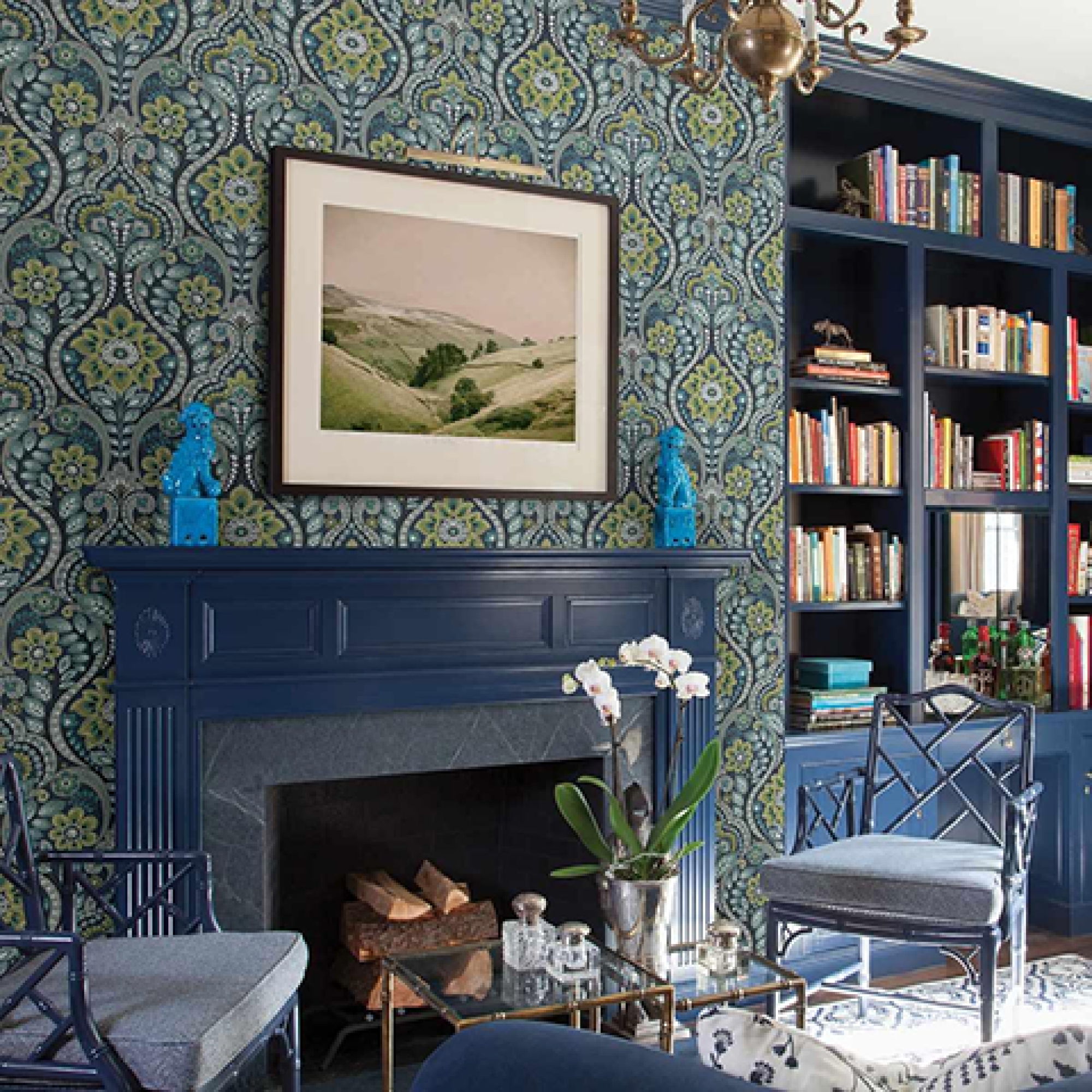 Друге фото слайду