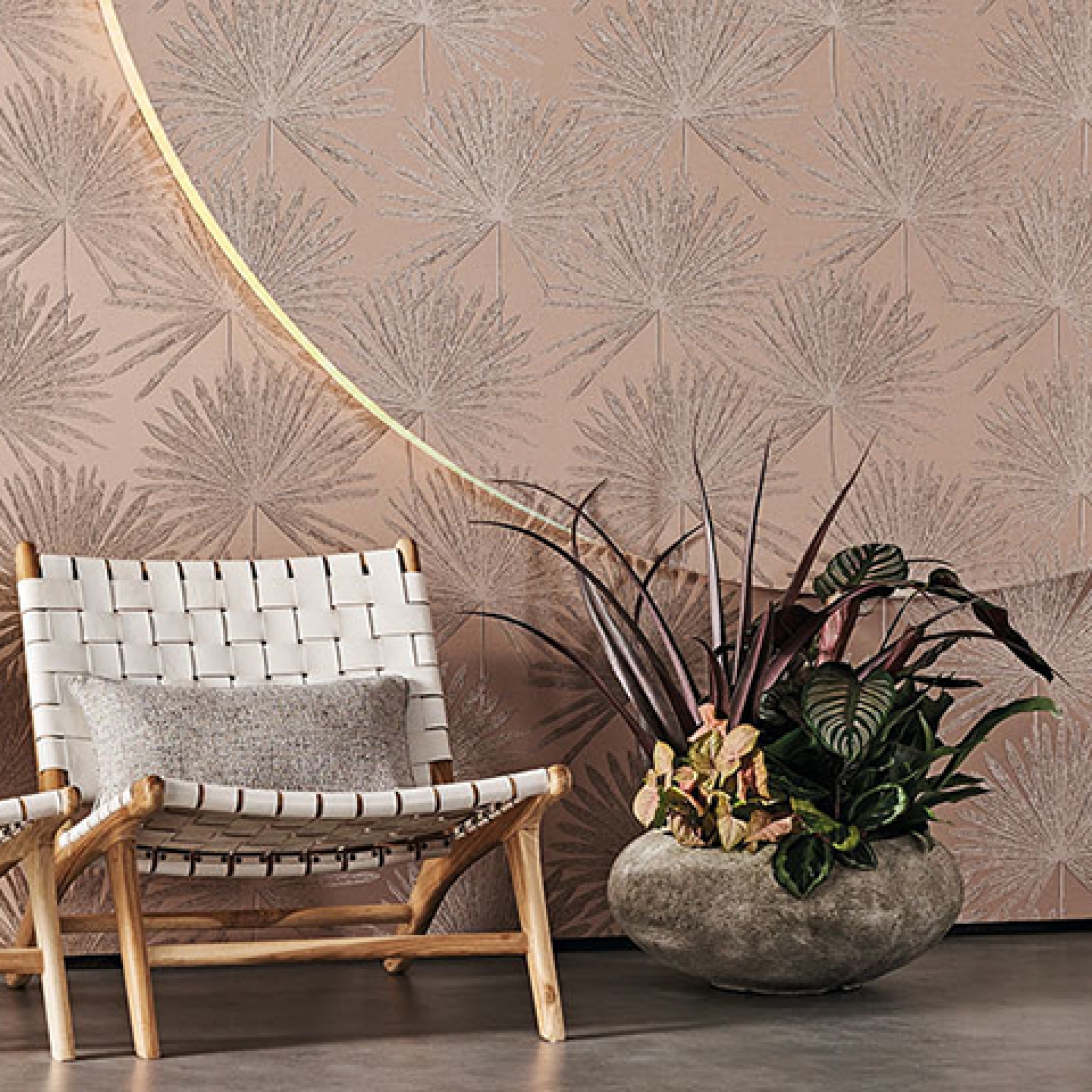 Перше фото слайду