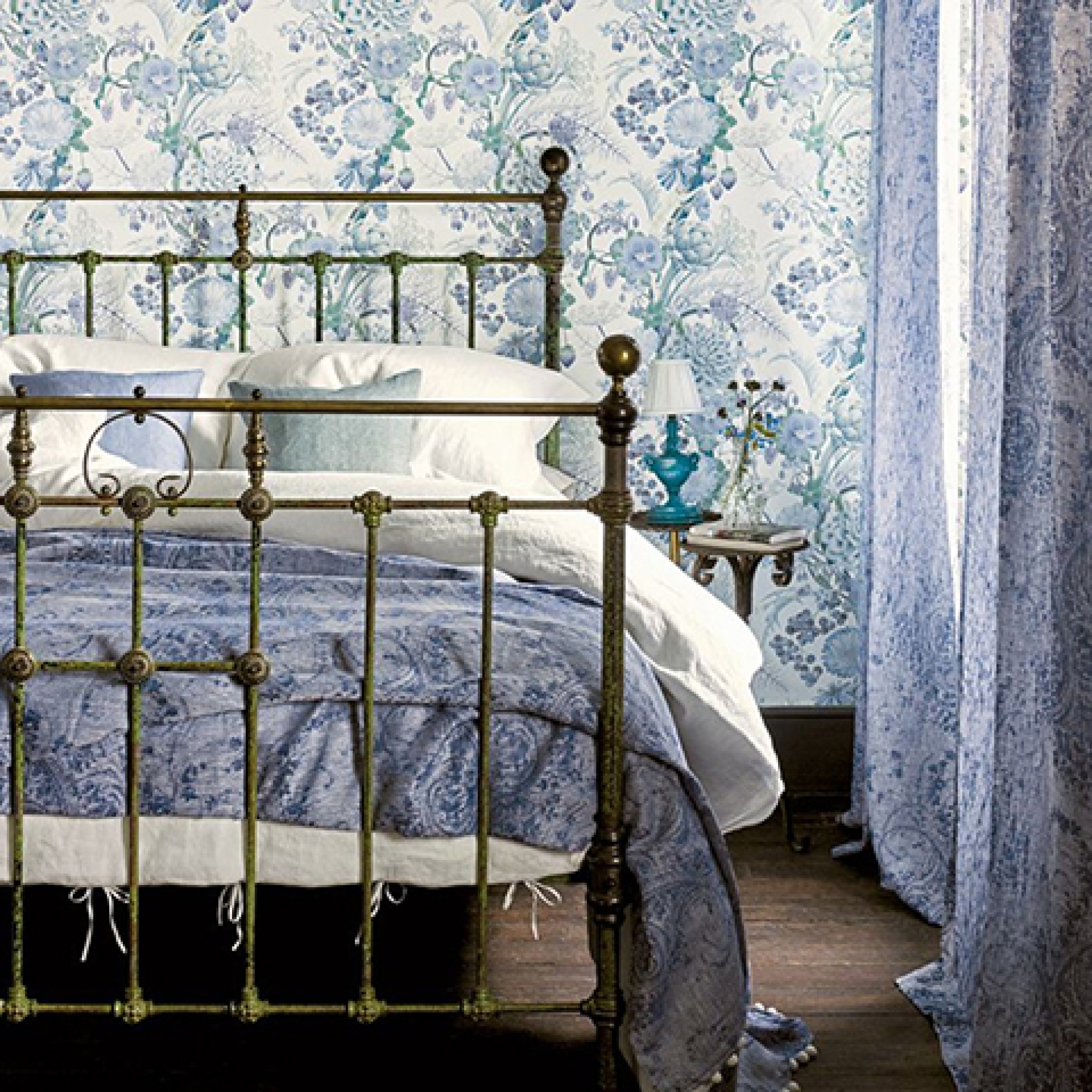 Перше фото слайду