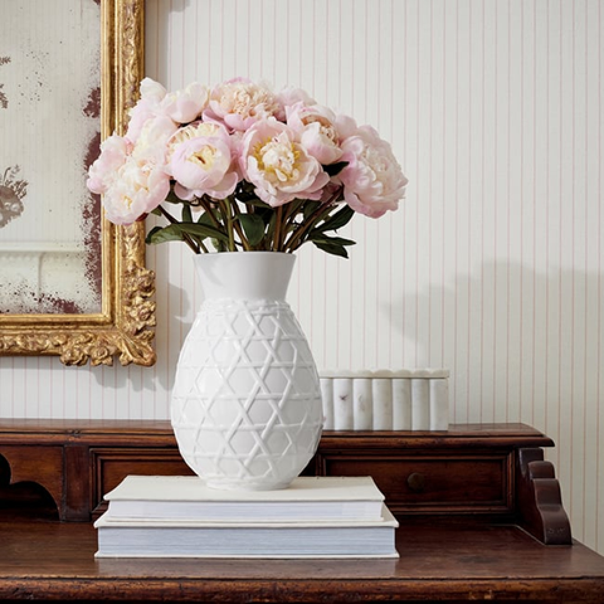 Друге фото слайду