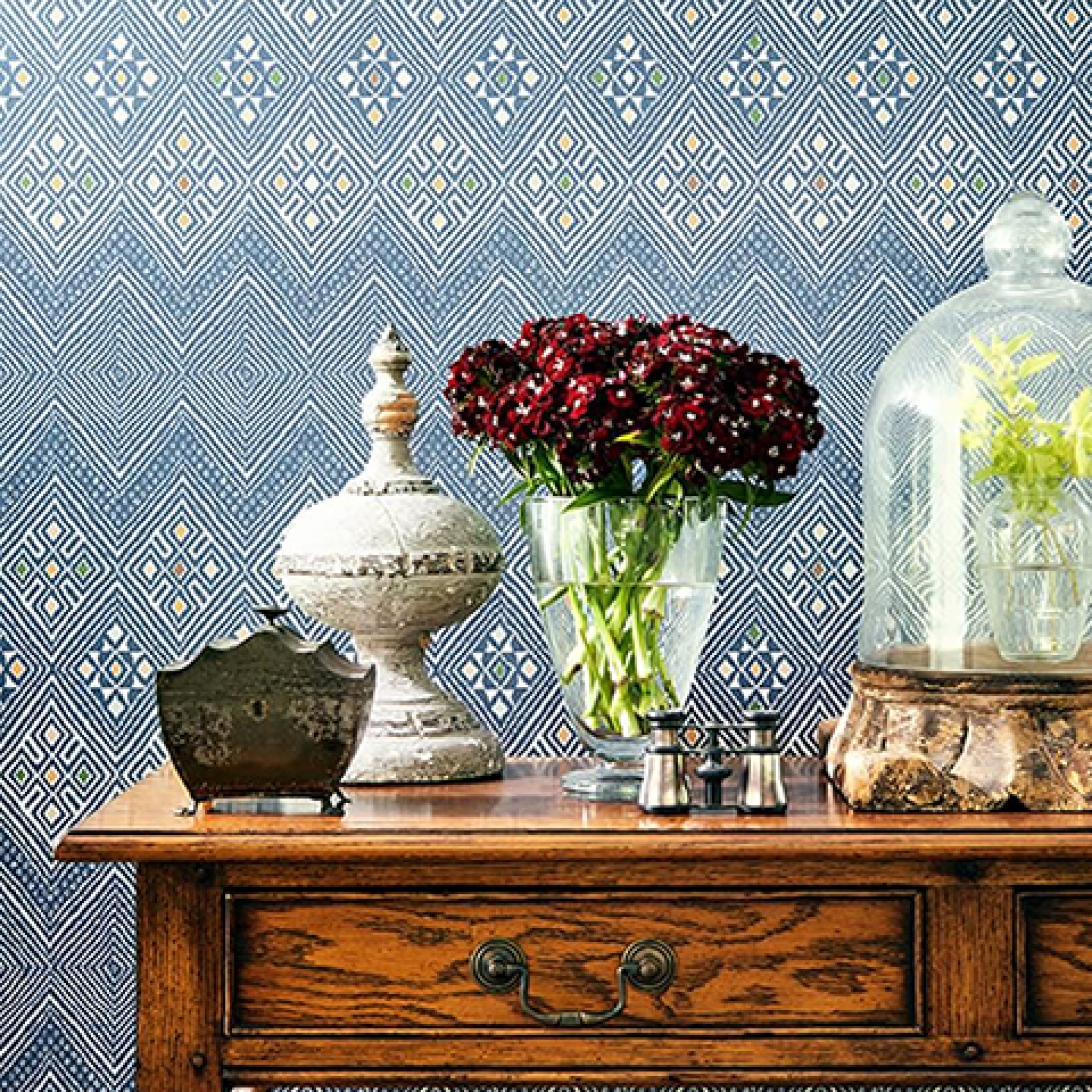 Друге фото слайду