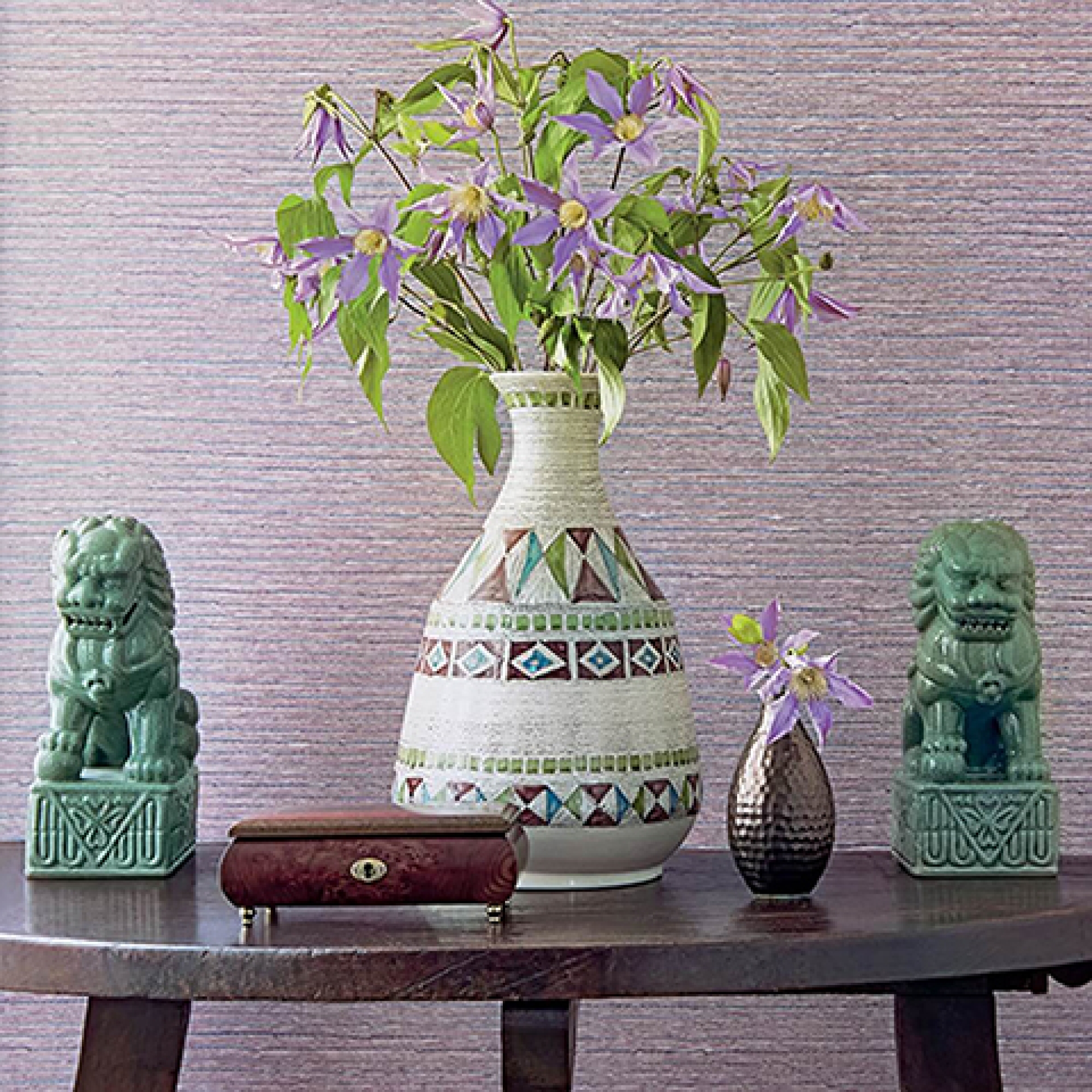 Друге фото слайду