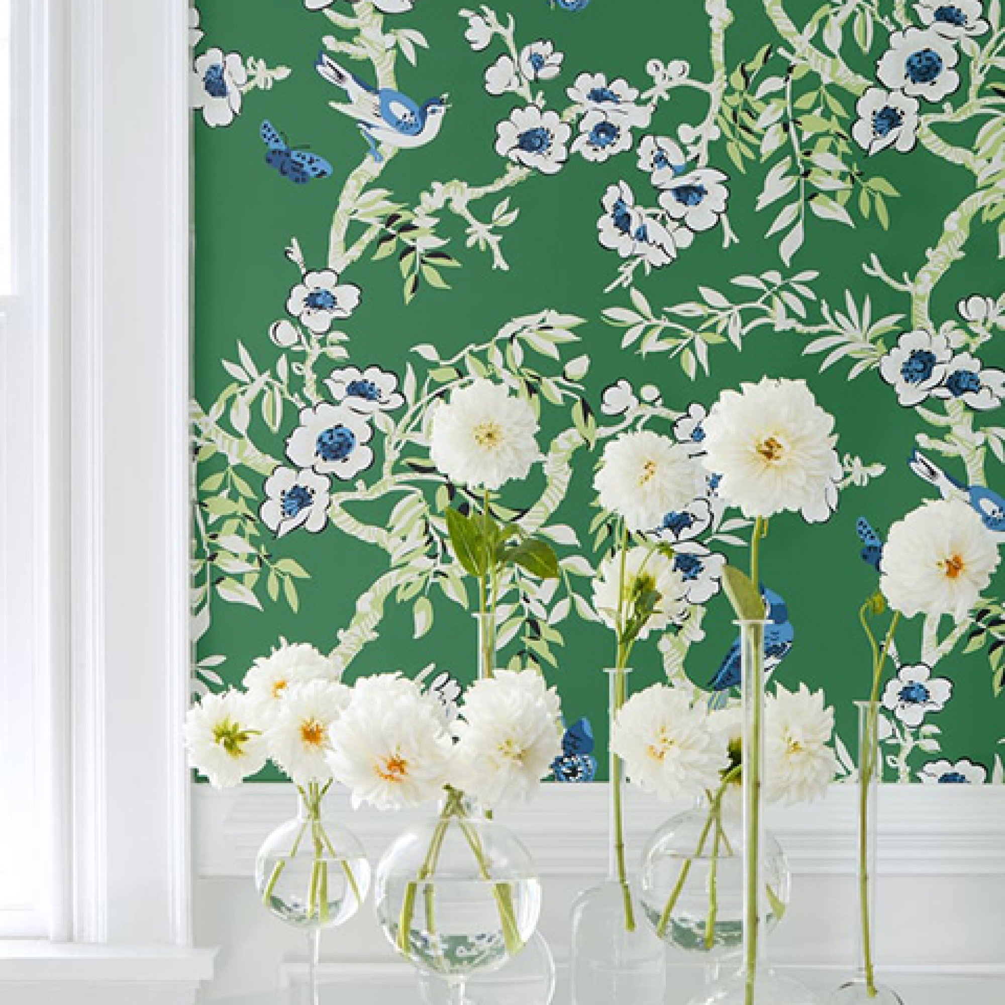 Друге фото слайду