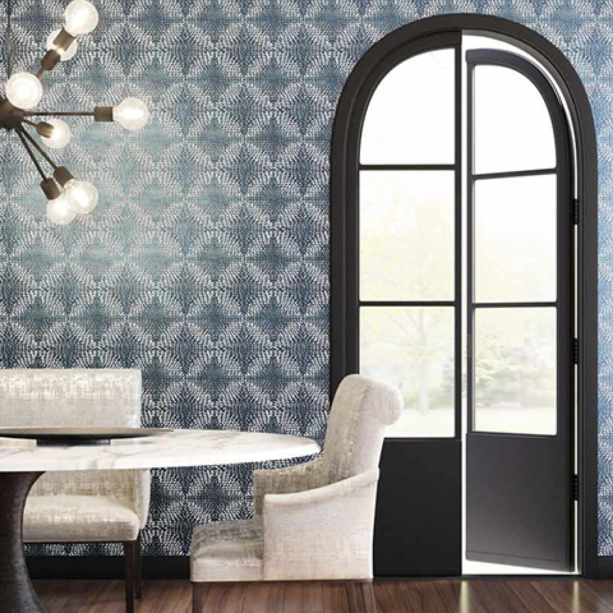 Первое фото слайда